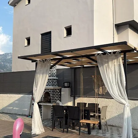Villa Ayla *